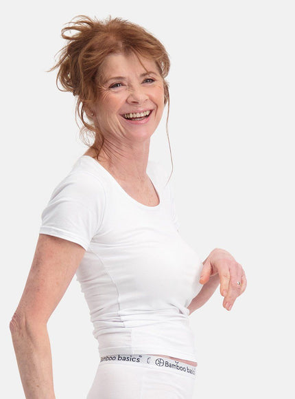 Bamboo basics dames T-shirt 2 pack Kate – Wit, op model