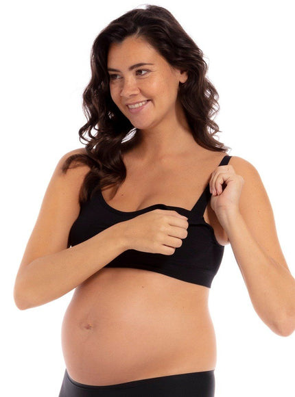MAGIC Bodyfashion Magic Mommy Comfort Nursing Bra 20MB – op model