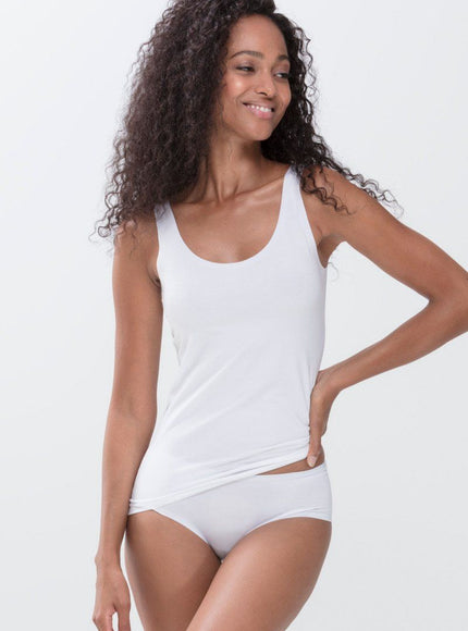Mey Bodywear Mey dames Hipster Second me Pure katoen 79894 – Wit, op model