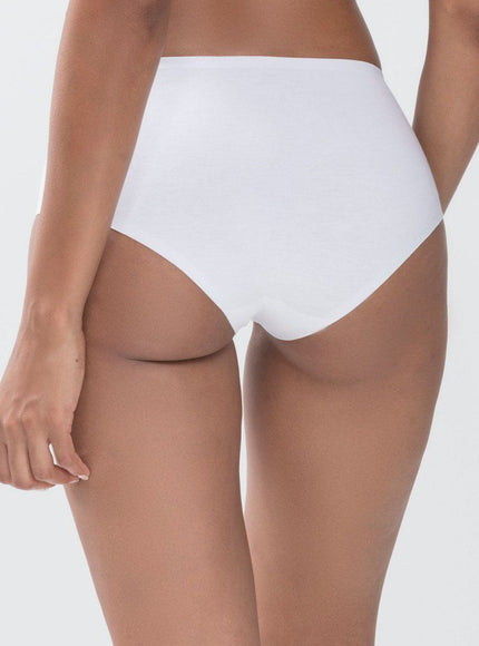 Mey Bodywear Mey dames Hipster Second me Pure katoen 79894 – Wit, op model