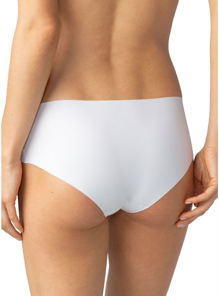 Mey Bodywear Mey dames Hipster Soft Second Me 79649 – Wit, op model