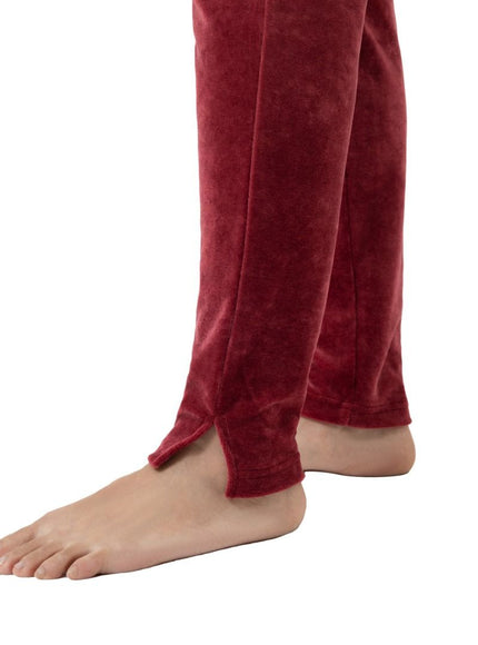 Mey Bodywear Mey Dames Lounge broek Serie Velvet Dream 1220111 1732 beau bordeaux – detail