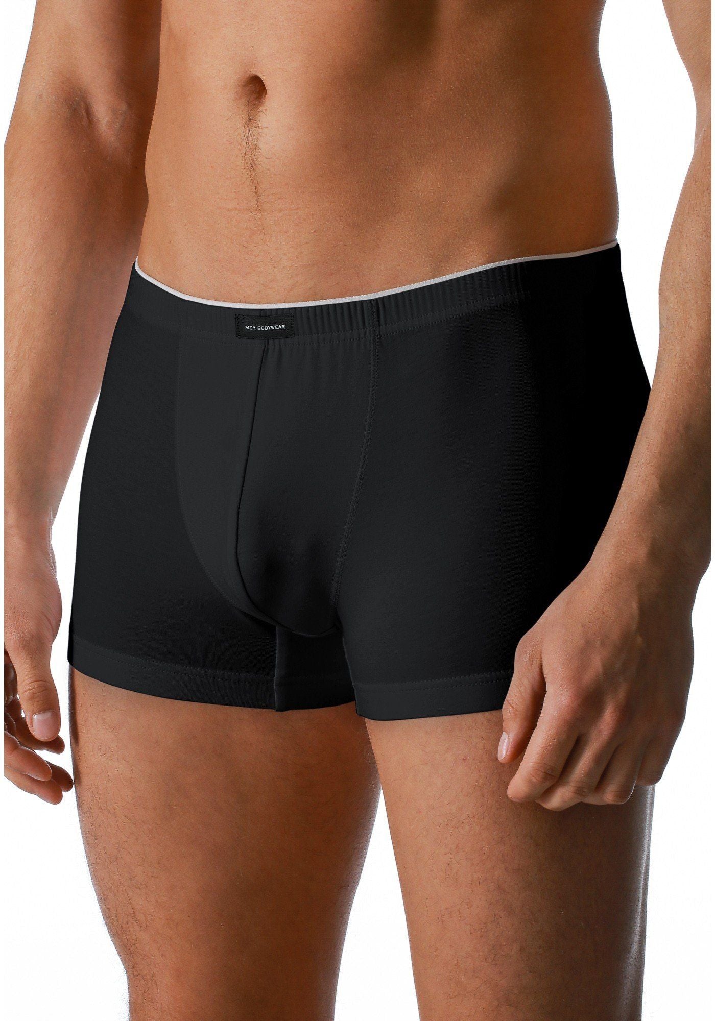 Zwart / 4/S