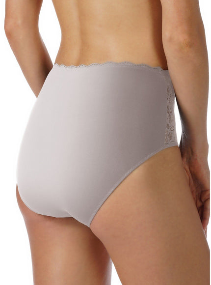 Mey Bodywear Mey Taillen slip Allegra 79804 – bailey, op model