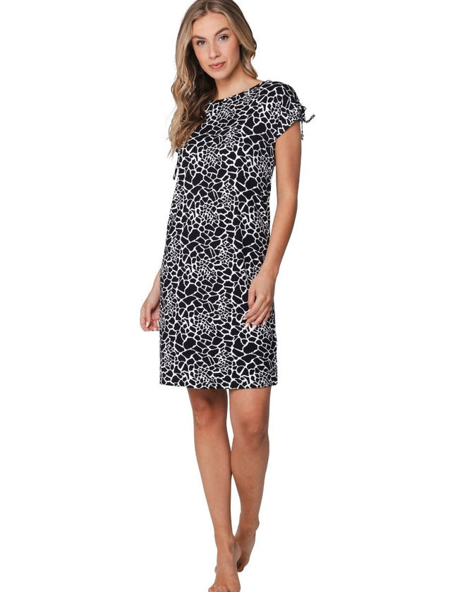 Pastunette Beach Dress 311261-322-2 999 black – op model