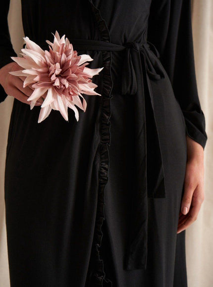 Pretty You London Bamboo Longline Kimono Frill black – detail