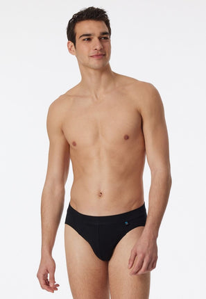 Schiesser Long Life Cotton Rio Slip 145134 – Zwart, op model