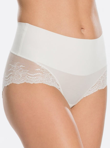 SPANX Undie-tectable Lace Hi-Hipste SP0515