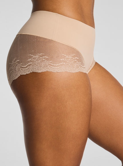 SPANX Undie-tectable Lace Hi-Hipste SP0515