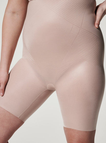 Thinstincts 2.0 - High-Waisted Mid-thigh Short 10233R