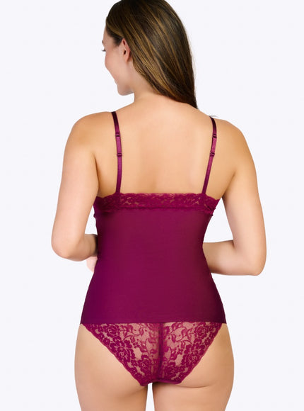 Ten Cate Secrets spaghetti top lace 32526 – cherry burgundy, op model